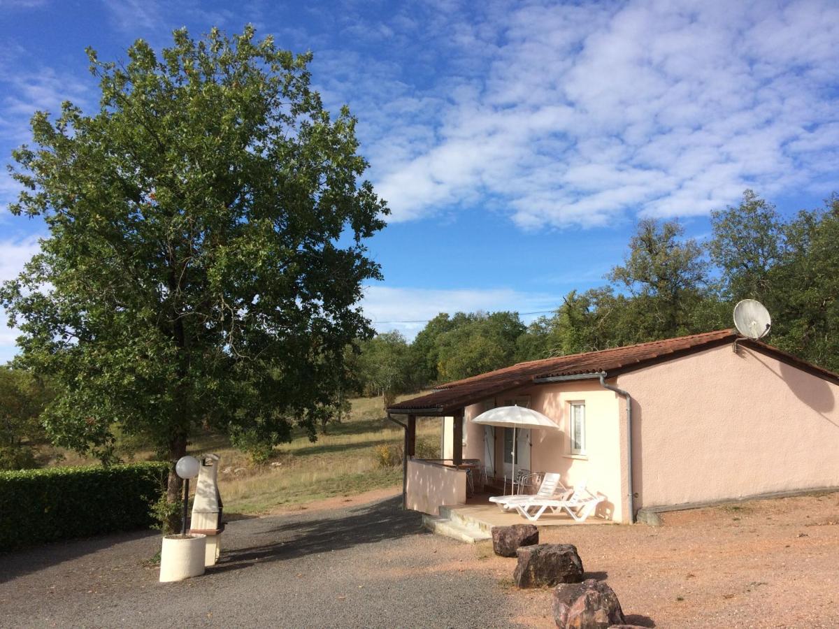 Готель Les Sentiers Du Causse Lentillac du Causse Екстер'єр фото
