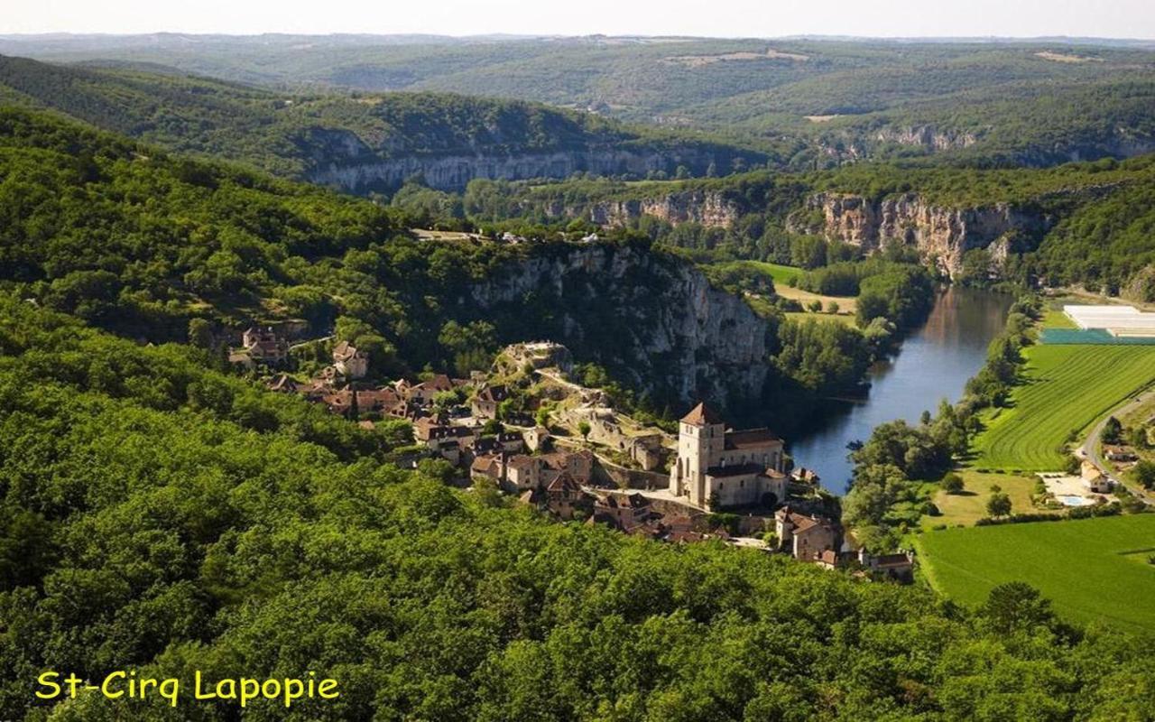 Готель Les Sentiers Du Causse Lentillac du Causse Екстер'єр фото